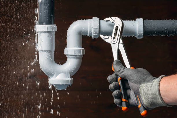 Professional Emergency Plumber technician working in Leisenring, PA